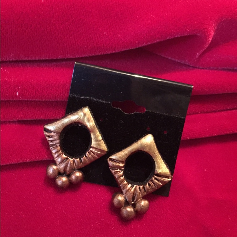 Gorgeous terra-cotta earrings